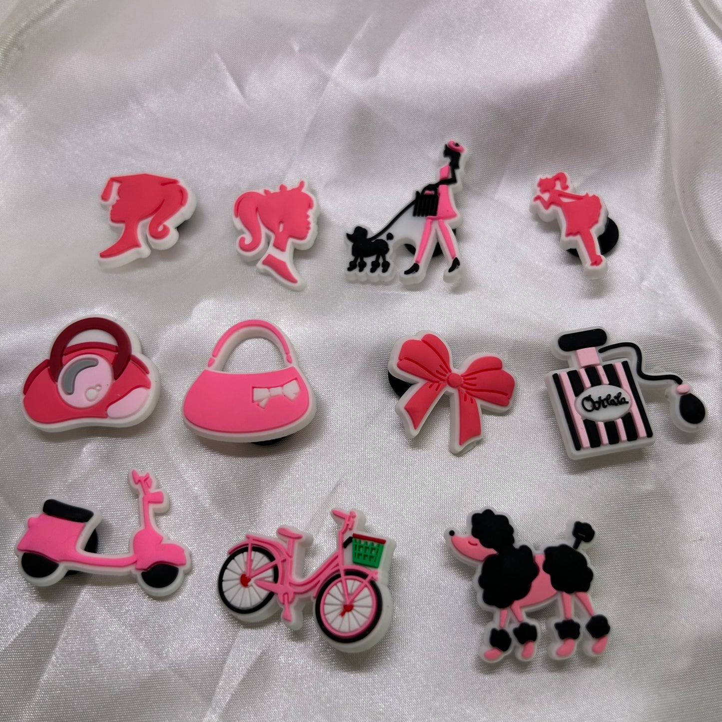 Pins Barbie